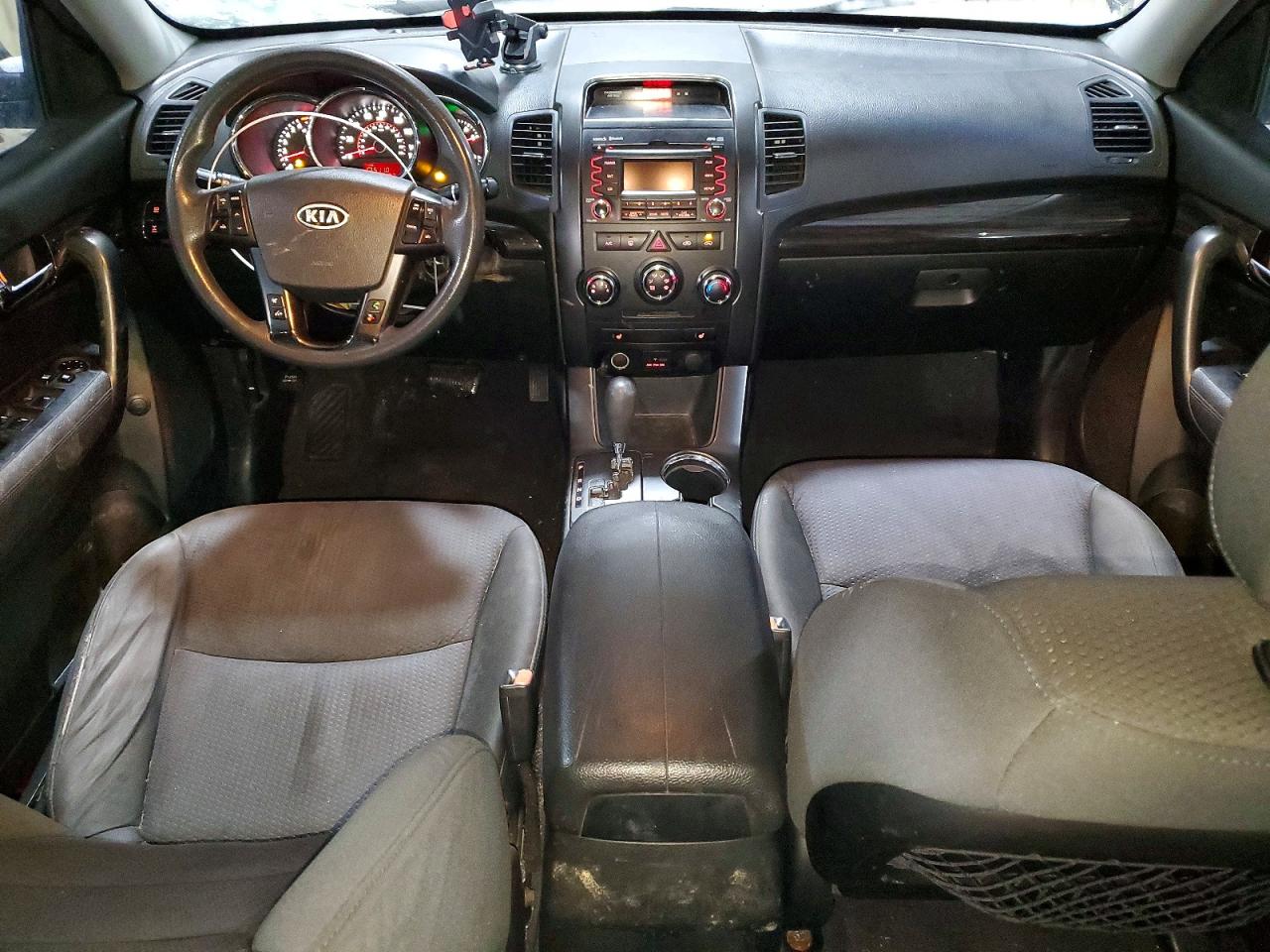 2011 KIA SORENTO BASE photo 22
