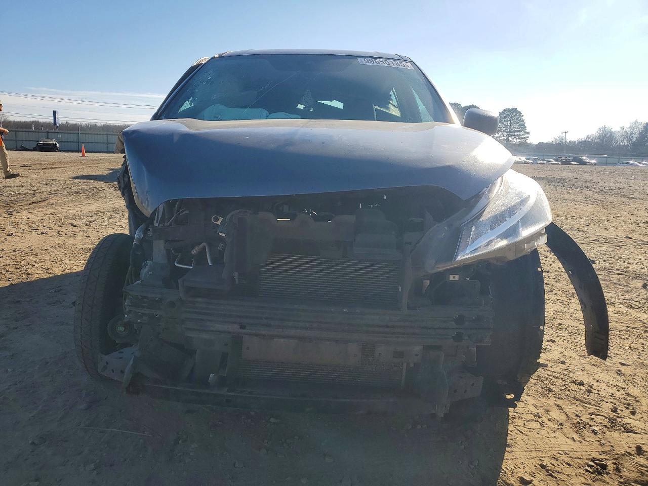 2021 NISSAN KICKS S photo 5