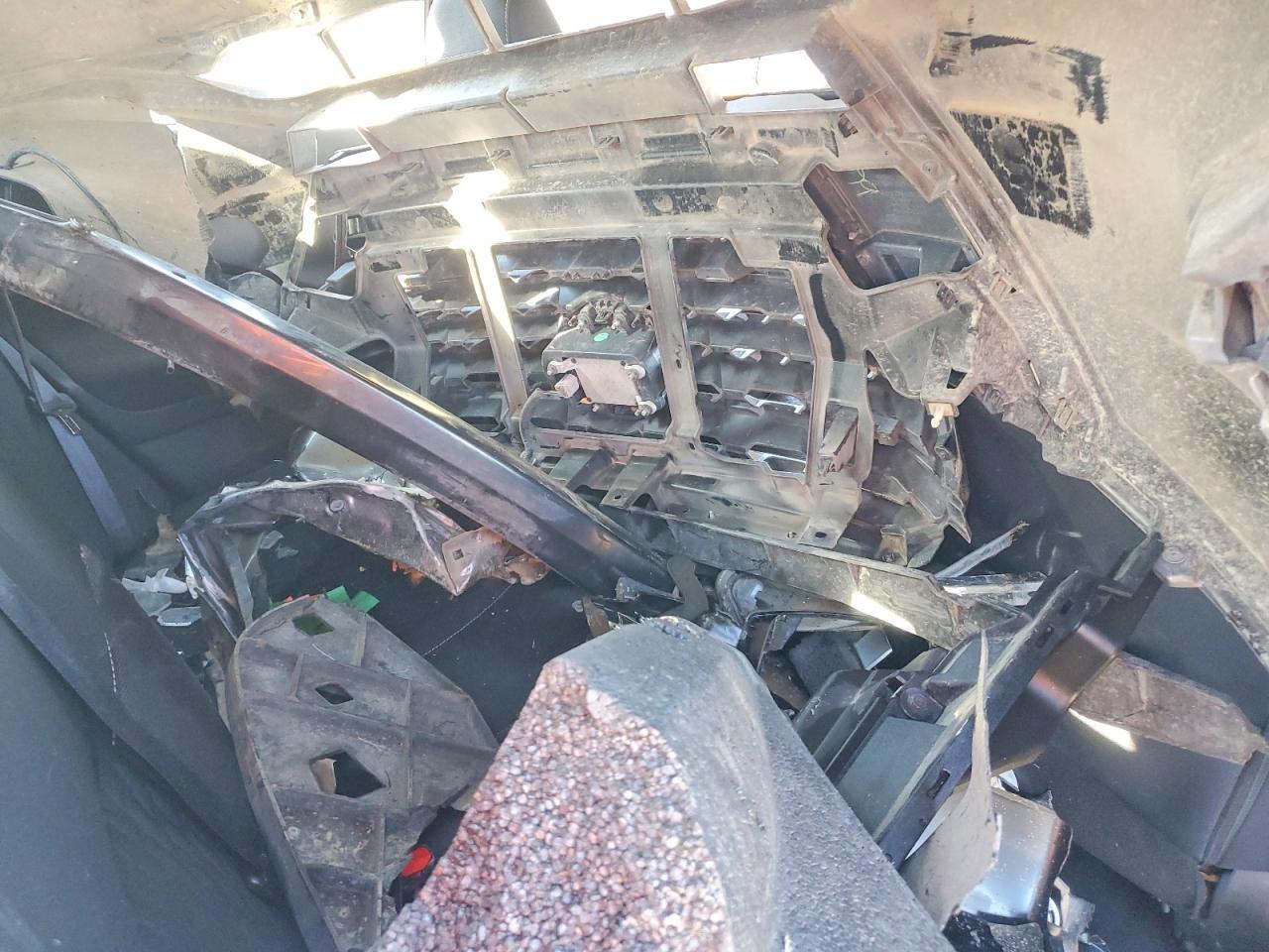2021 NISSAN KICKS S photo 12