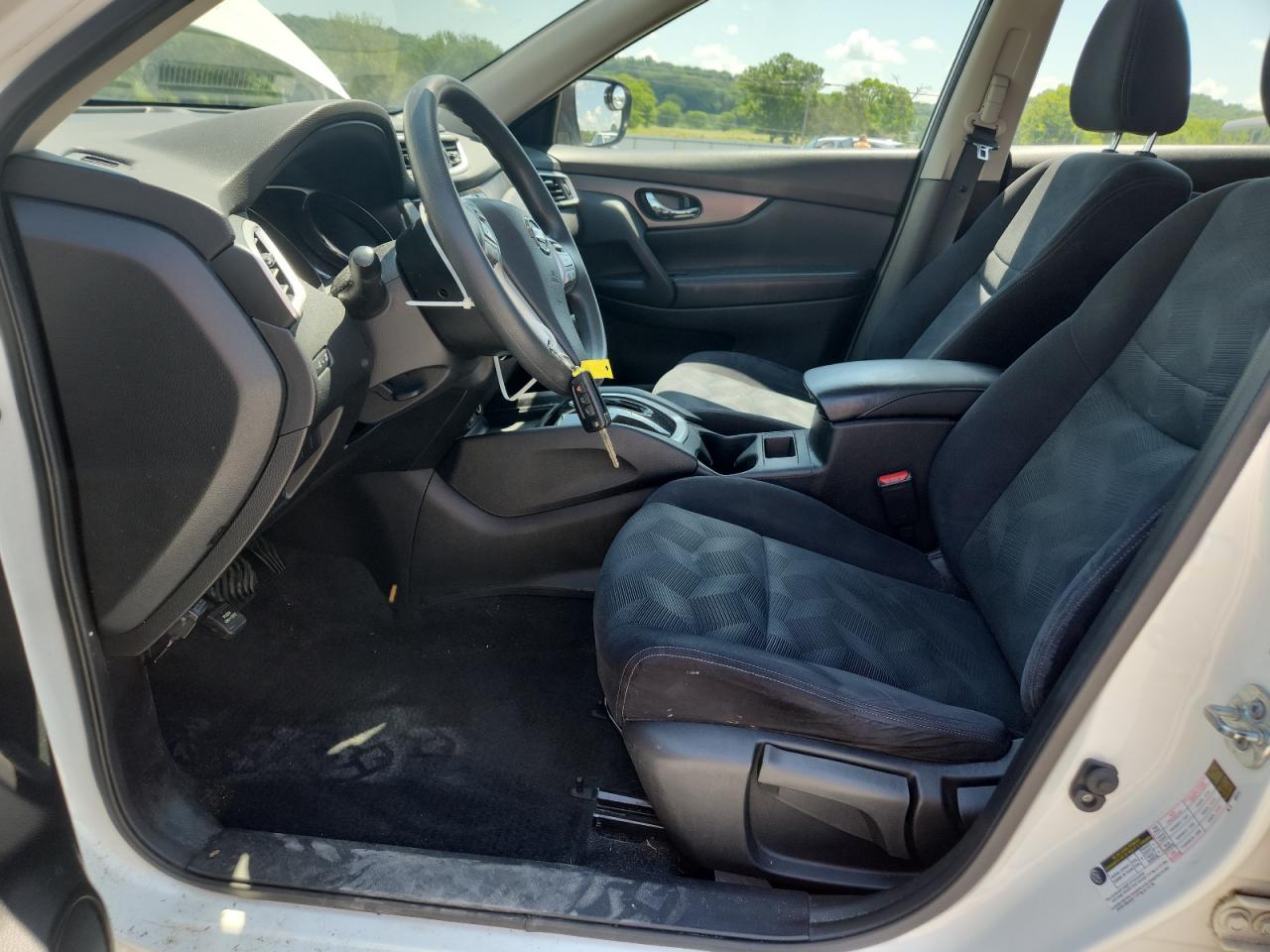2016 NISSAN ROGUE S photo 7