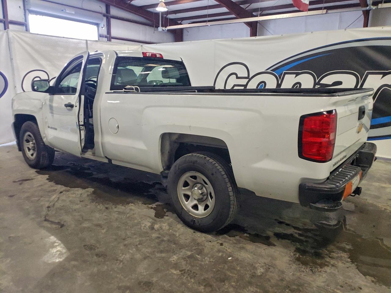2018 CHEVROLET SILVERADO C1500 photo 2