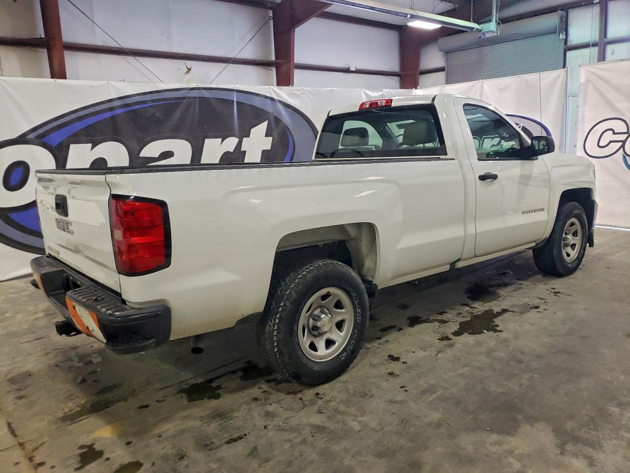 2018 CHEVROLET SILVERADO C1500 photo 3