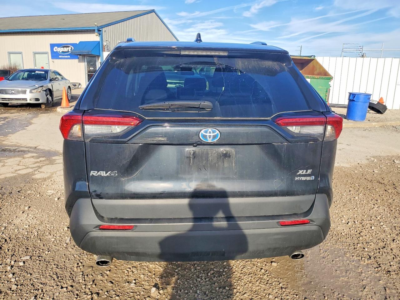 2024 TOYOTA RAV4 XLE photo 6