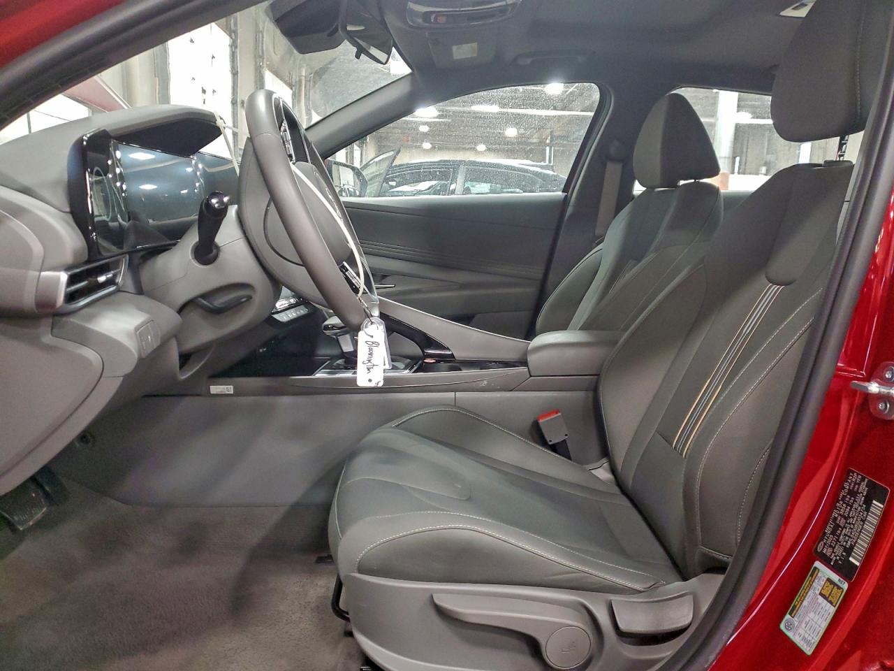 2025 HYUNDAI ELANTRA SEL photo 7