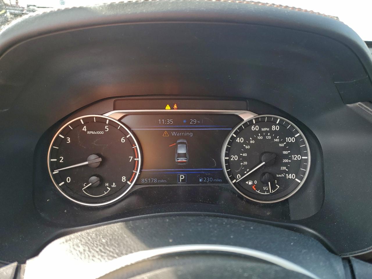 2019 NISSAN ALTIMA SR photo 9