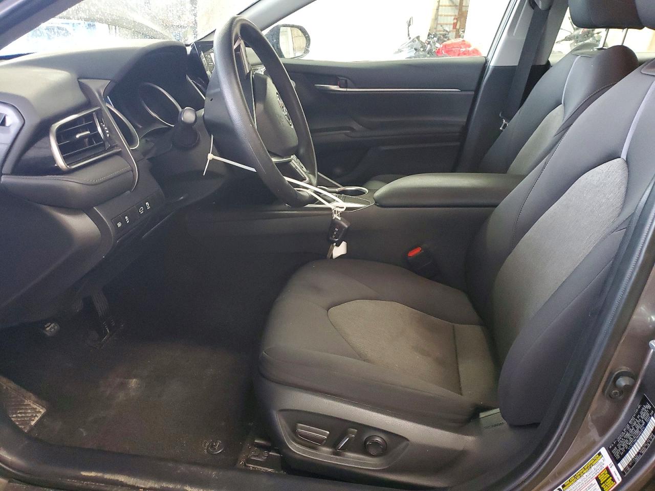 2024 TOYOTA CAMRY LE photo 7