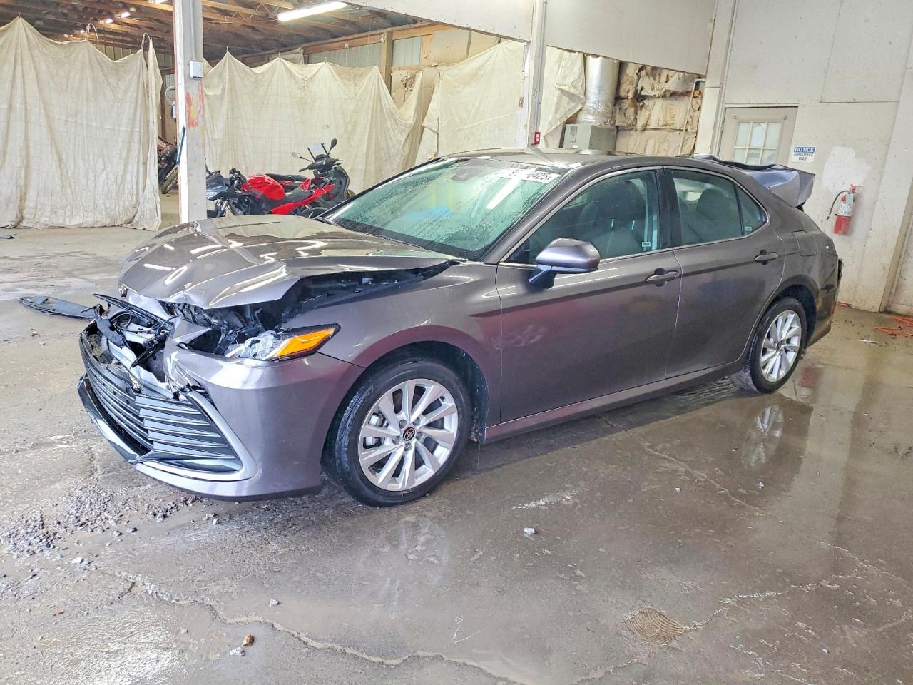 2024 TOYOTA CAMRY