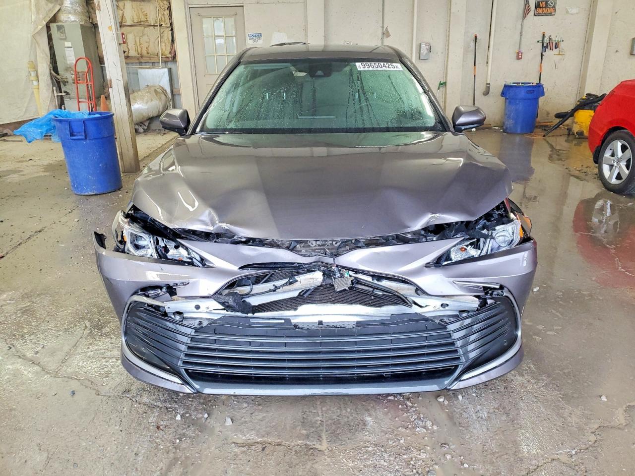 2024 TOYOTA CAMRY LE photo 5