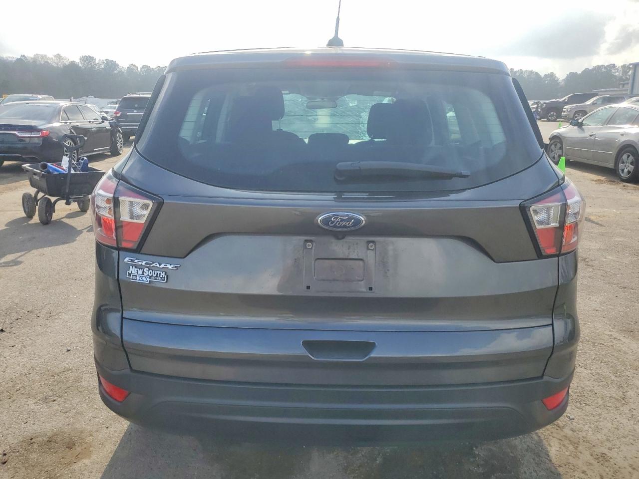 2018 FORD ESCAPE S photo 6