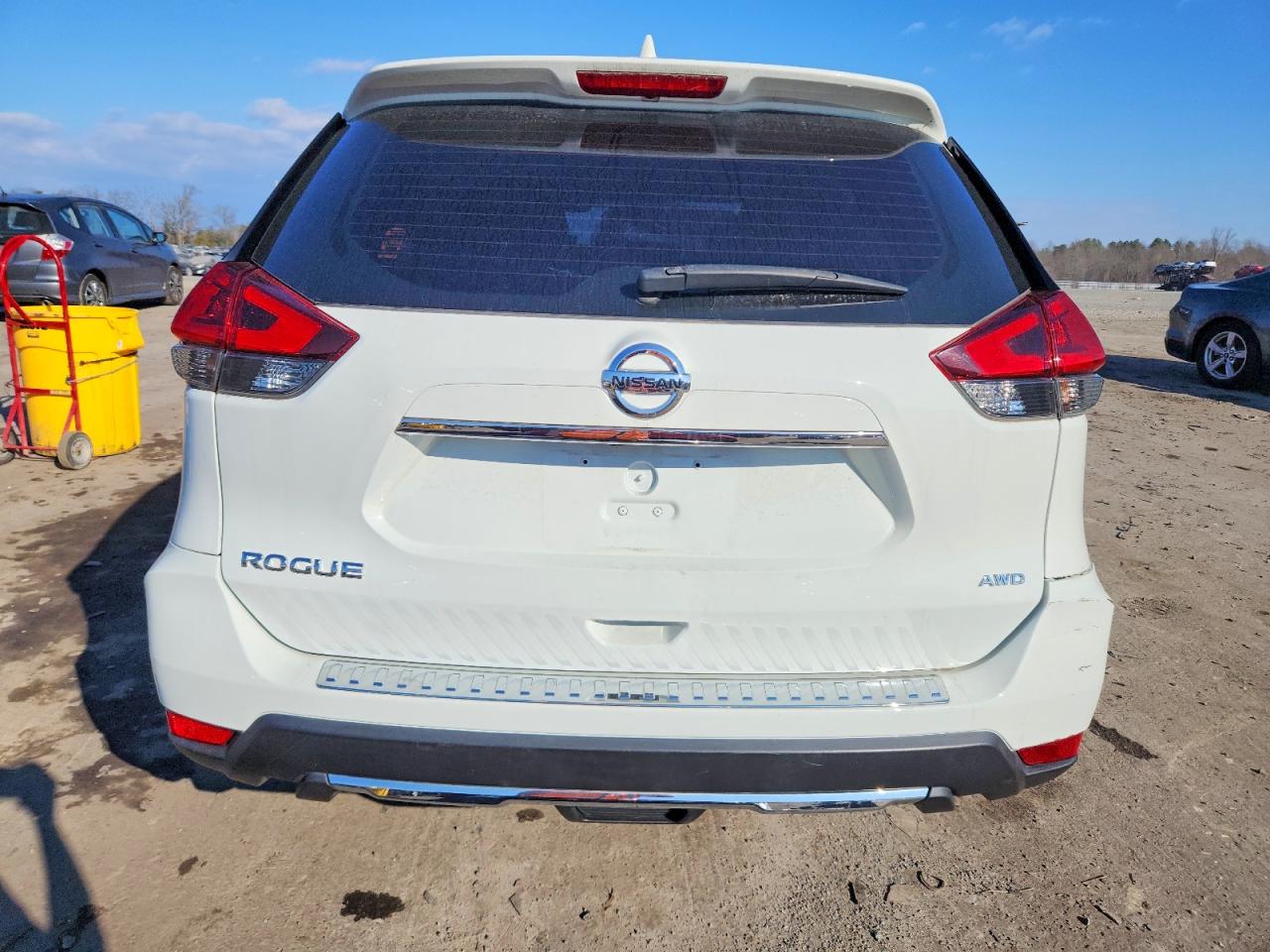 2018 NISSAN ROGUE S photo 6