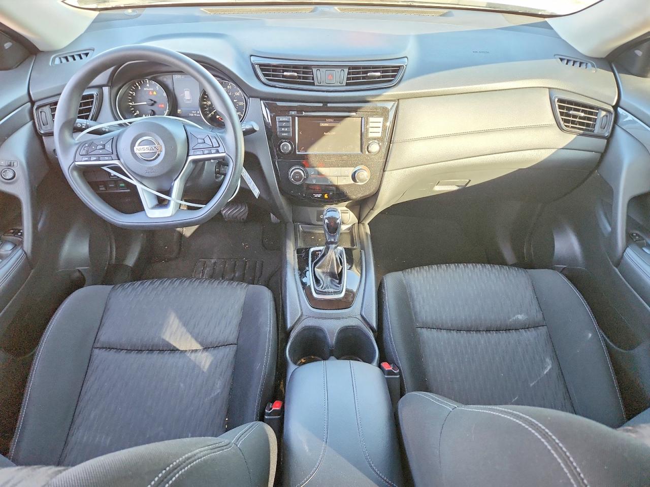 2018 NISSAN ROGUE S photo 8