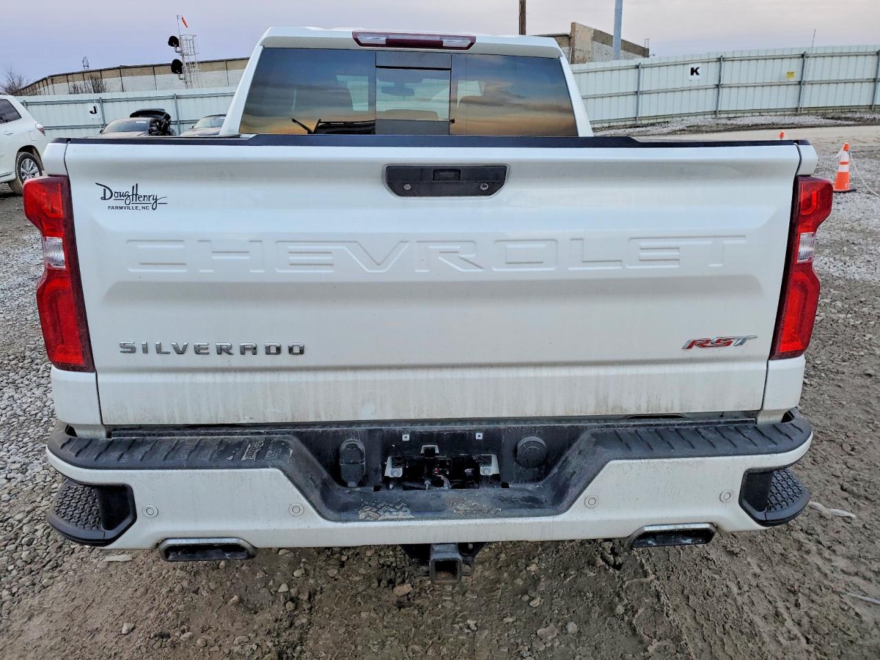 2020 CHEVROLET SILVERADO K1500 RST photo 16