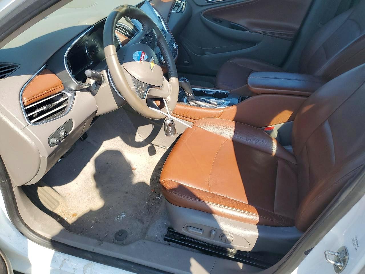 2017 CHEVROLET MALIBU LT photo 7
