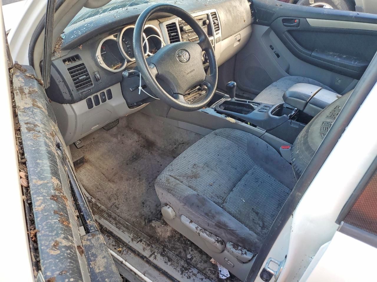 2003 TOYOTA 4RUNNER SR5 photo 8