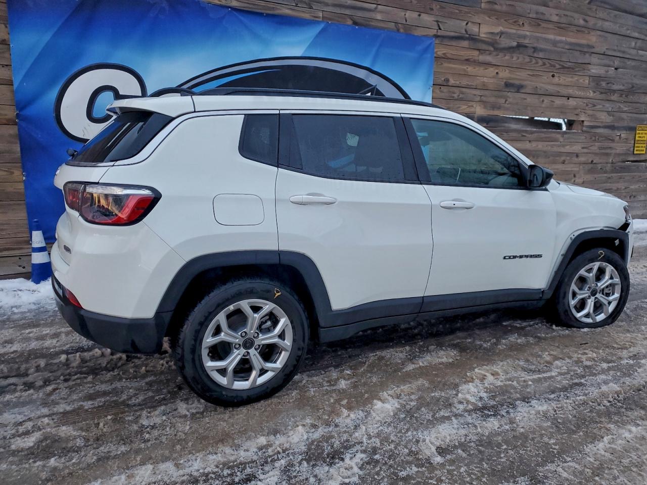 2025 JEEP COMPASS LATITUDE photo 3