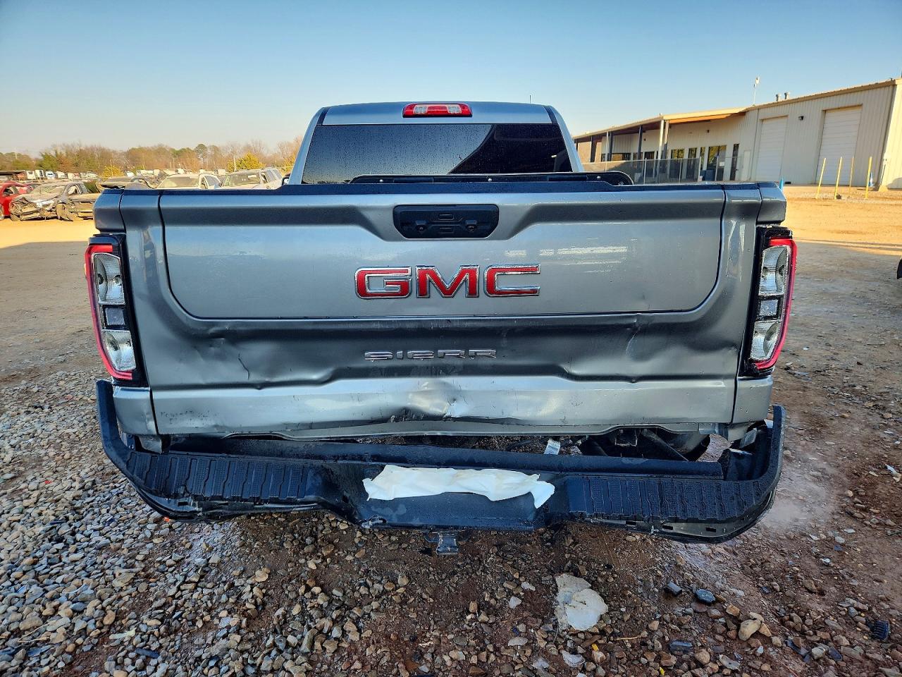 2025 GMC SIERRA K1500 photo 6