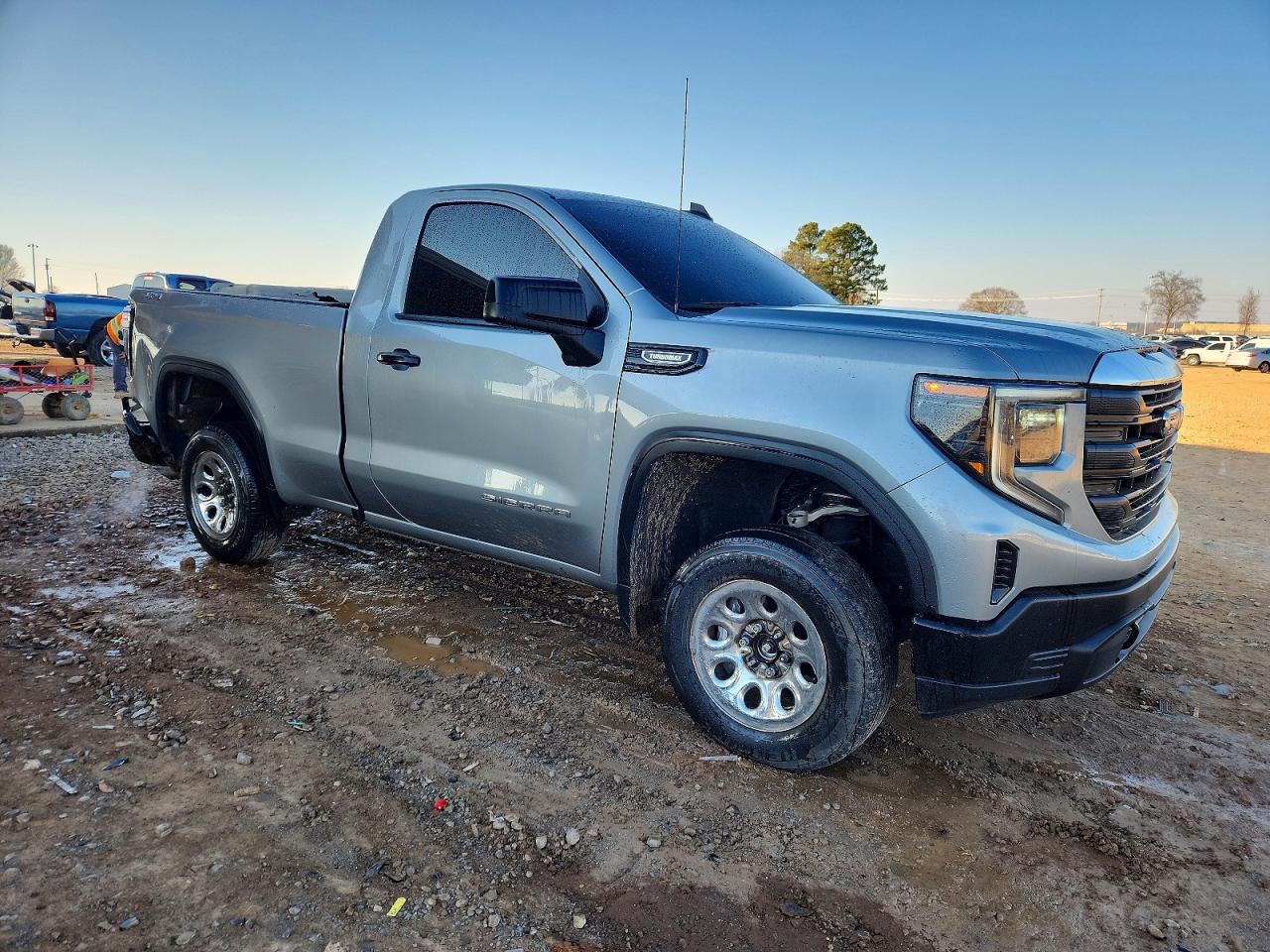 2025 GMC SIERRA K1500 photo 4