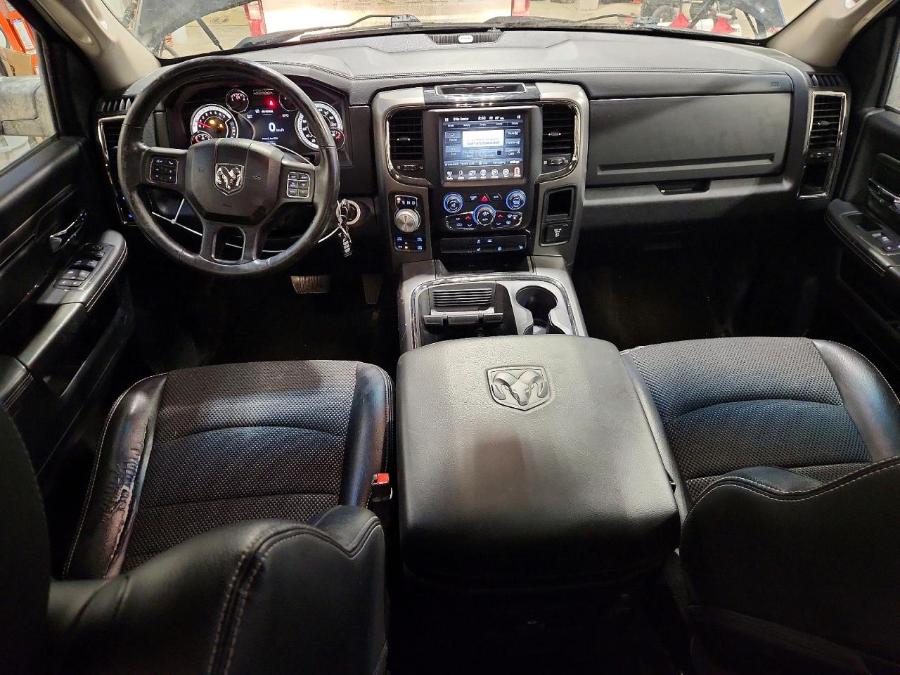 2016 RAM 1500 SPORT photo 22