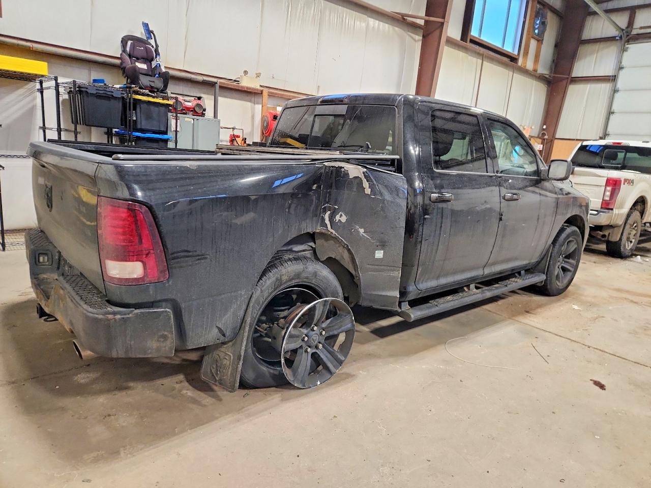 2016 RAM 1500 SPORT photo 7