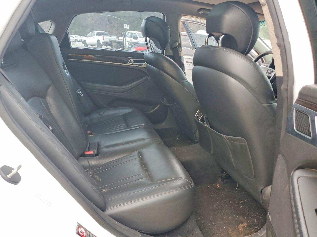 2015 HYUNDAI GENESIS 3.8L photo 10