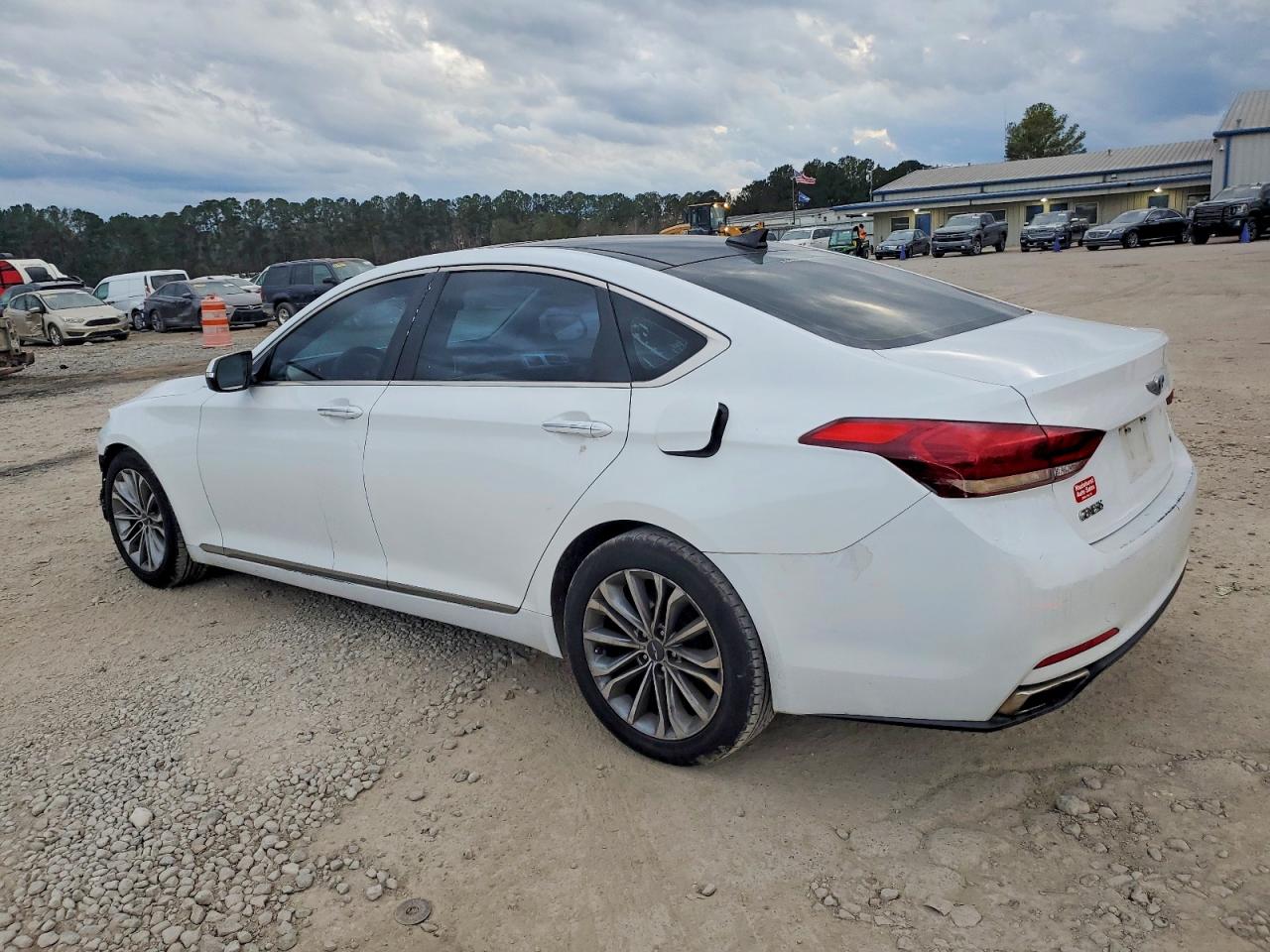 2015 HYUNDAI GENESIS 3.8L photo 2