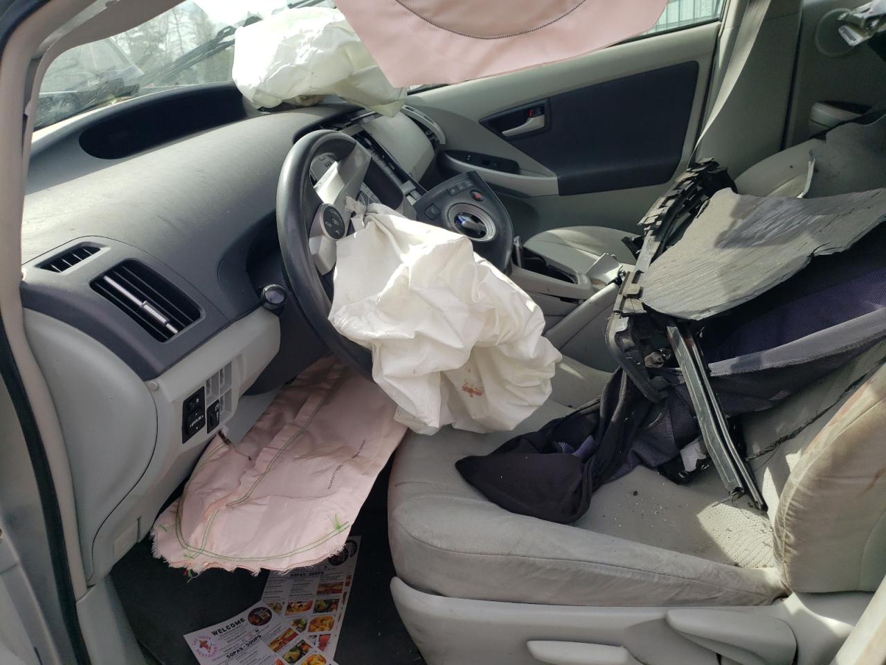 2011 TOYOTA PRIUS photo 7