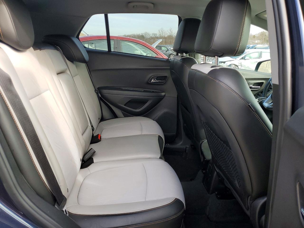 2018 CHEVROLET TRAX 1LT photo 11