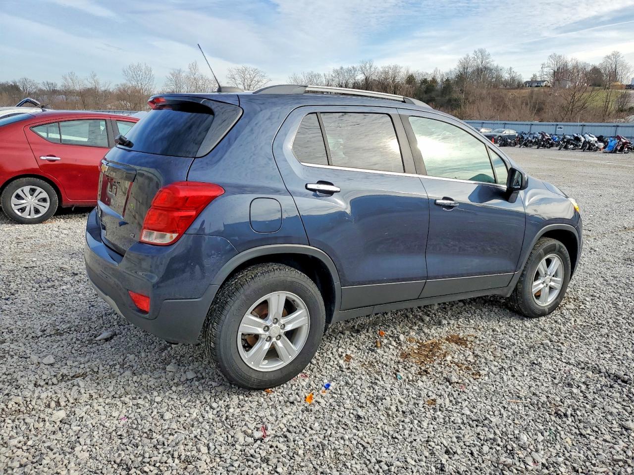 2018 CHEVROLET TRAX 1LT photo 3