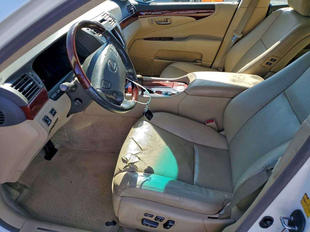 2009 LEXUS LS 460 photo 7