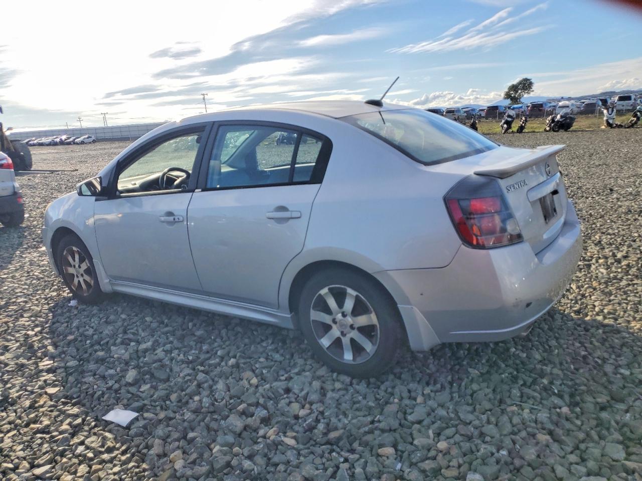 2012 NISSAN SENTRA 2.0 photo 2