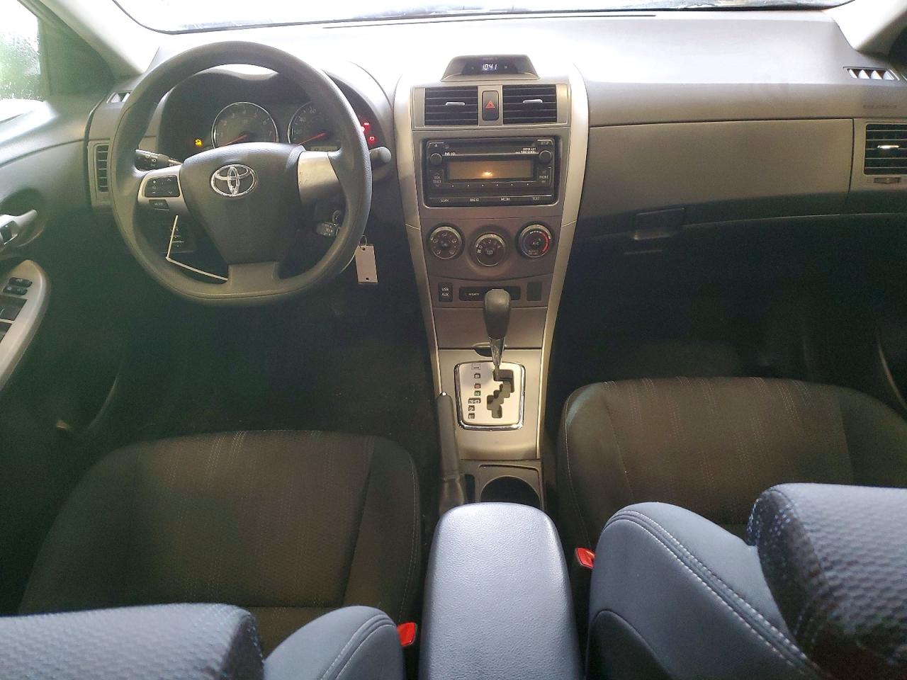 2012 TOYOTA COROLLA BASE photo 8