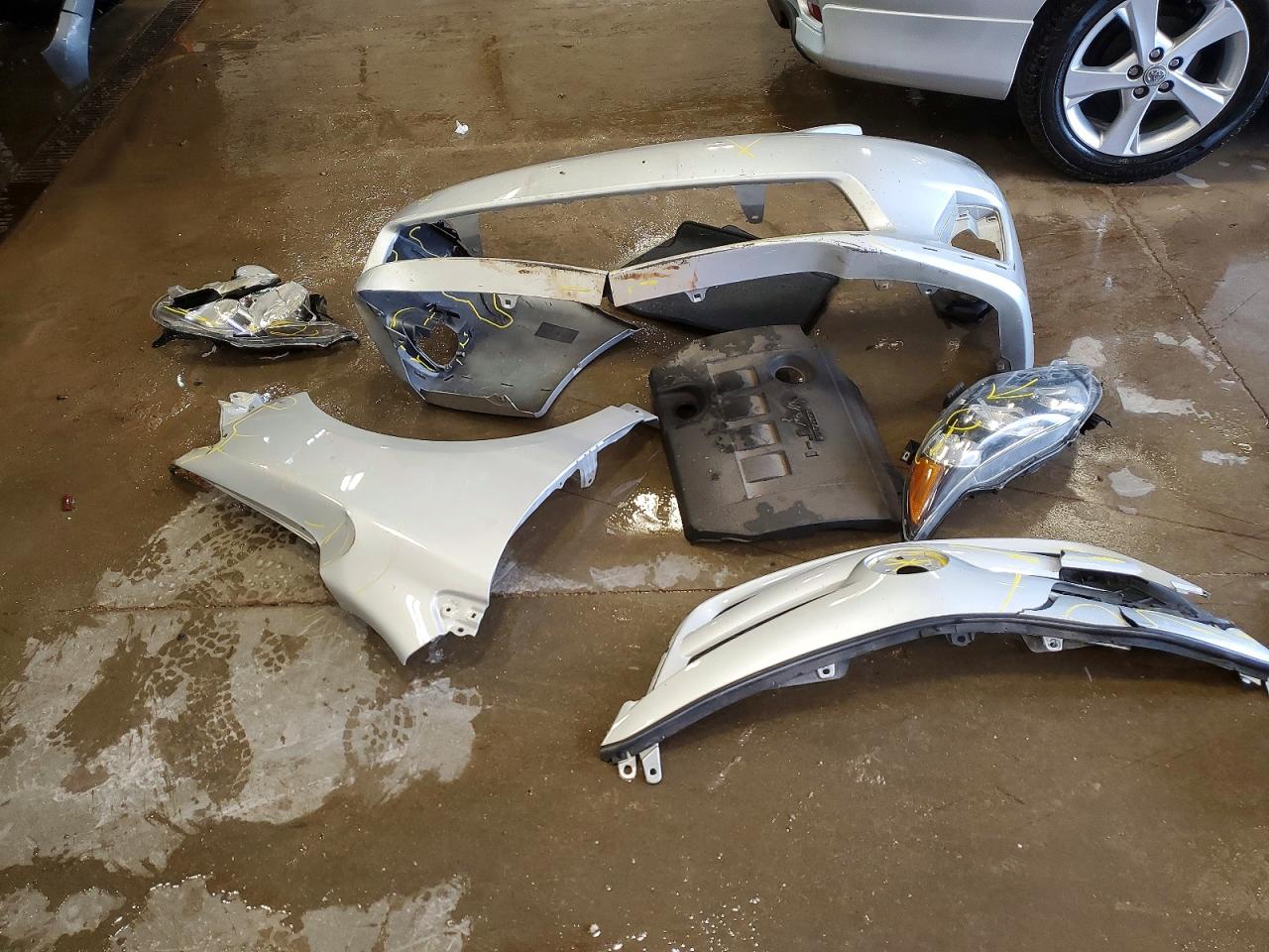 2012 TOYOTA COROLLA BASE photo 12