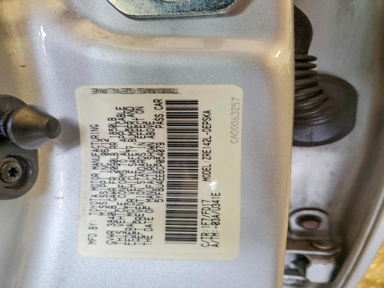 2012 TOYOTA COROLLA BASE photo 13