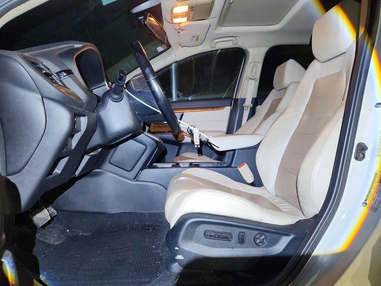 2018 HONDA CR-V TOURING photo 7