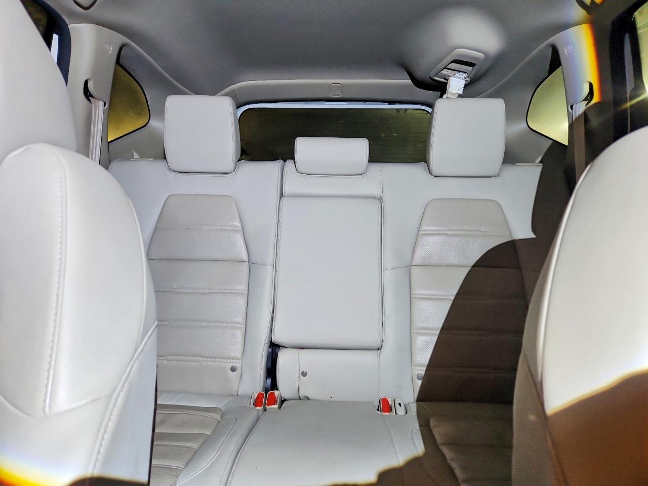 2018 HONDA CR-V TOURING photo 10