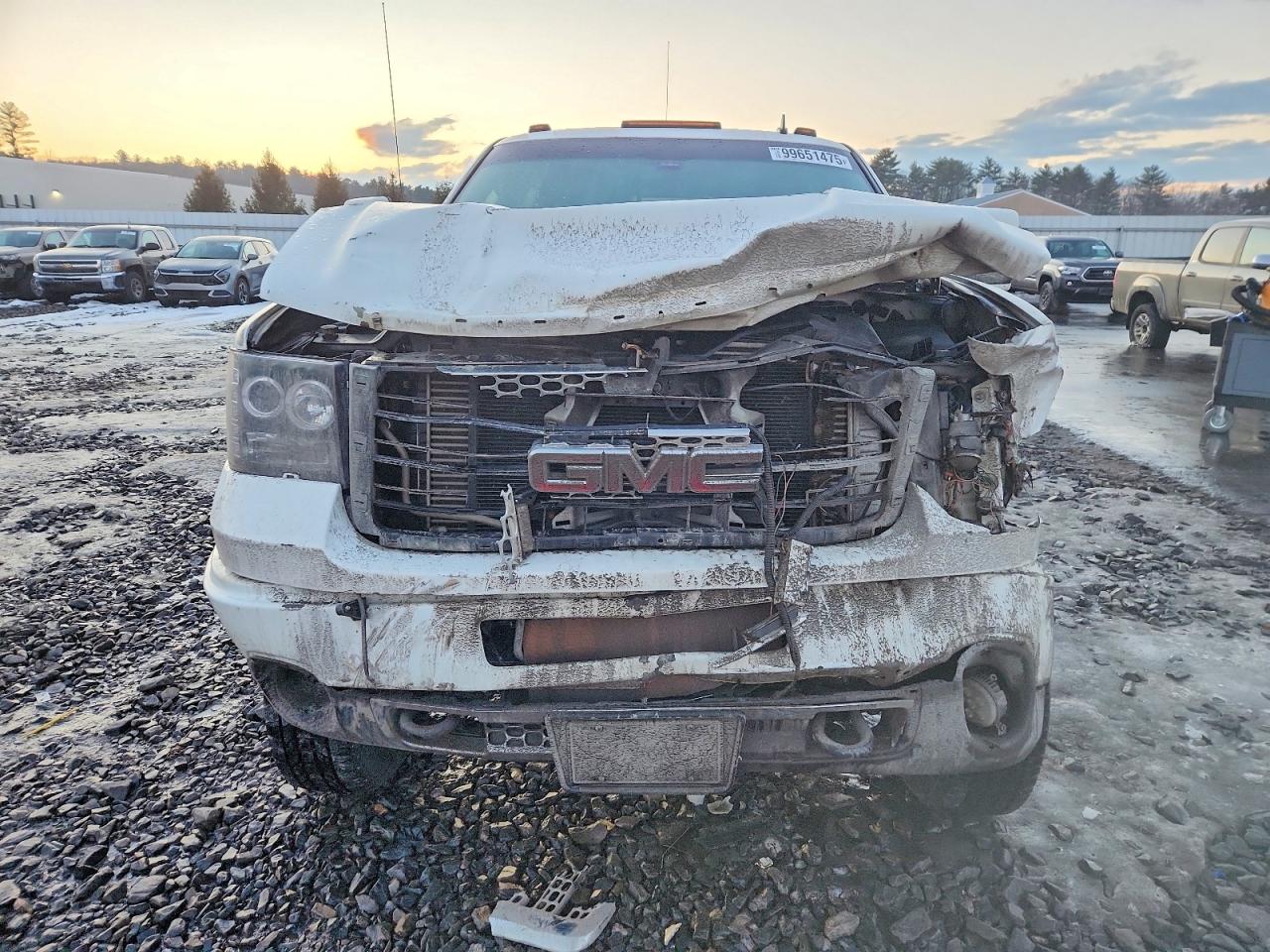 2011 GMC SIERRA K3500 DENALI photo 5