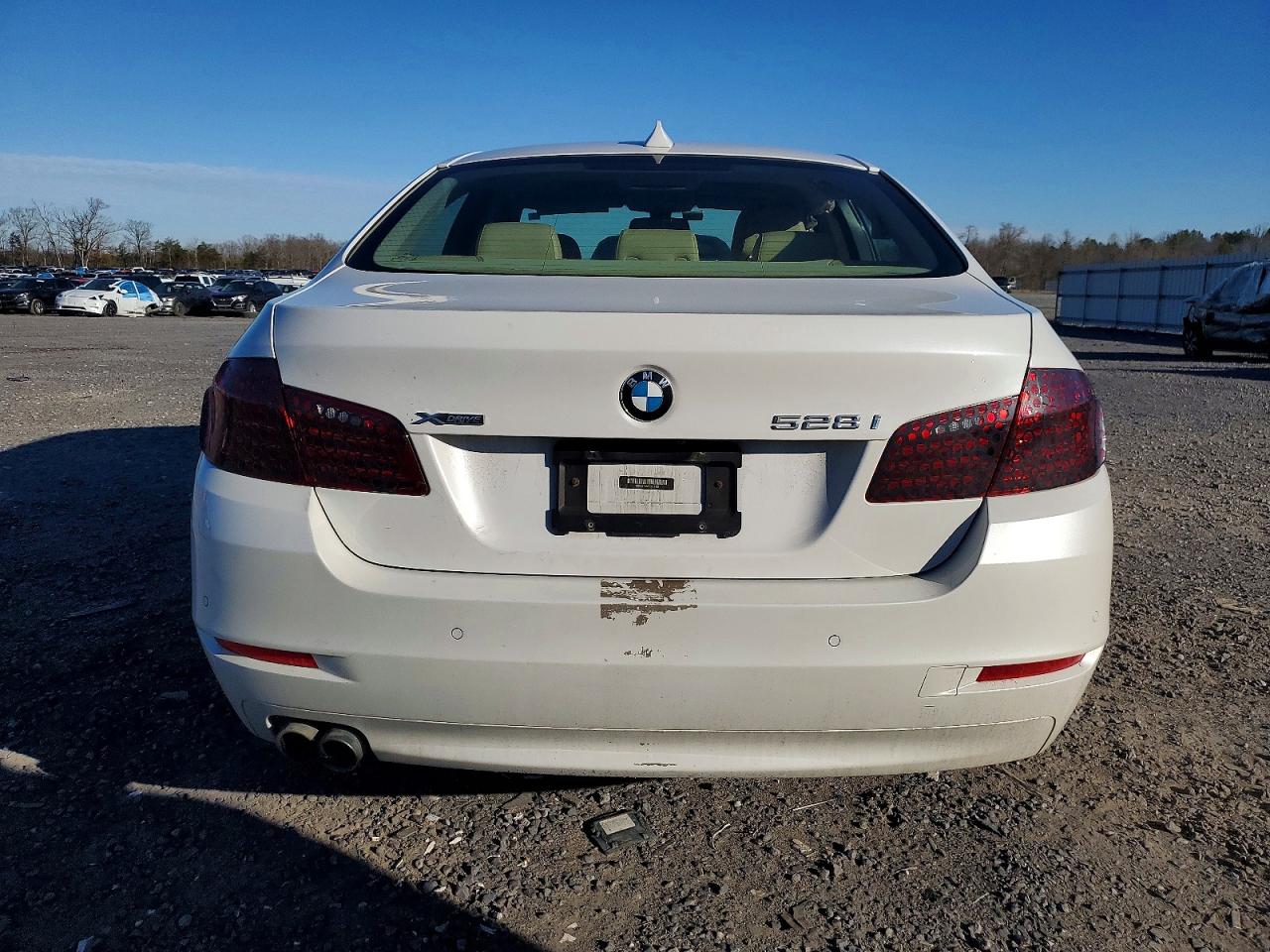 2014 BMW 528 XI photo 16
