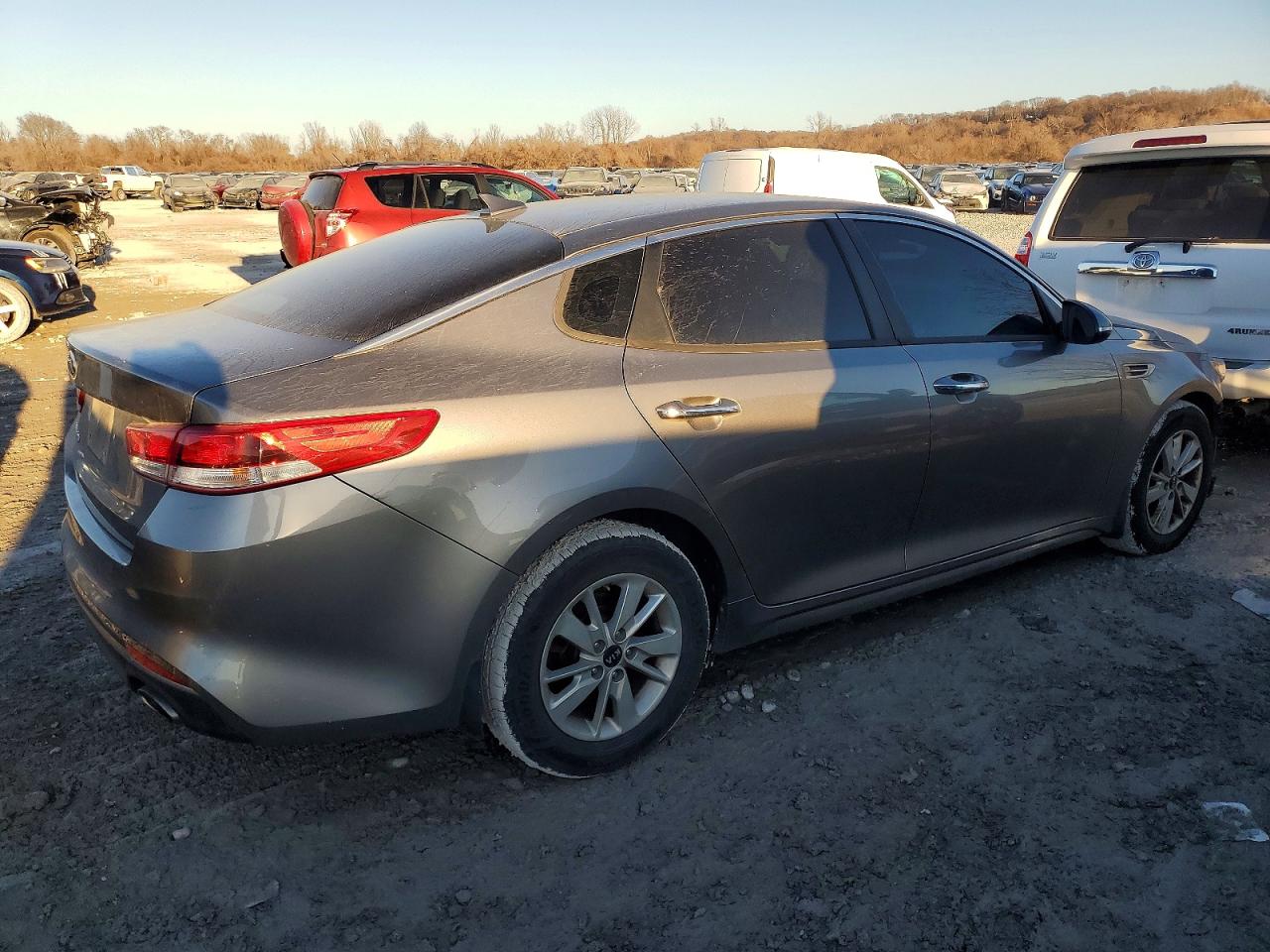 2017 KIA OPTIMA LX photo 5