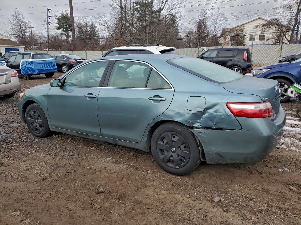 2009 TOYOTA CAMRY BASE photo 2