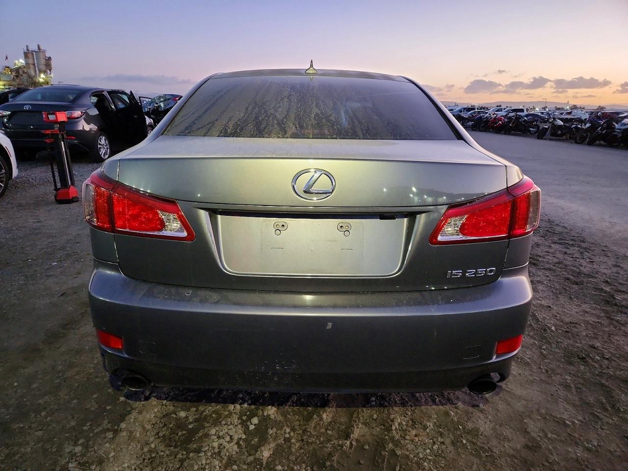 2012 LEXUS IS 250 photo 6
