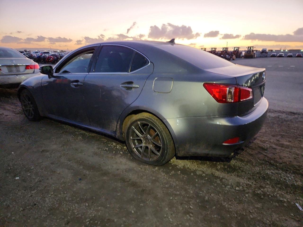 2012 LEXUS IS 250 photo 2