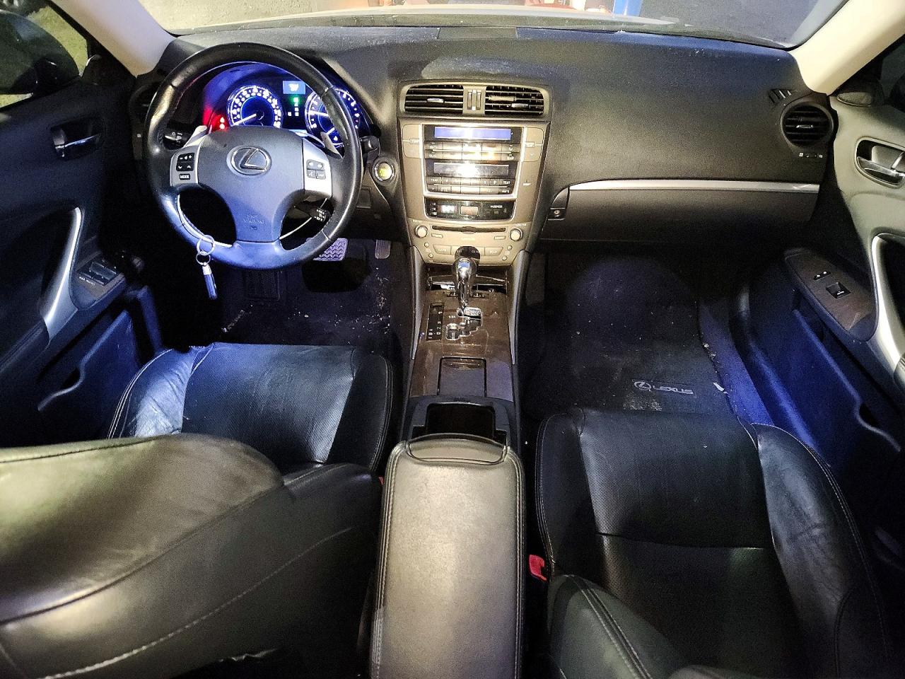 2012 LEXUS IS 250 photo 8