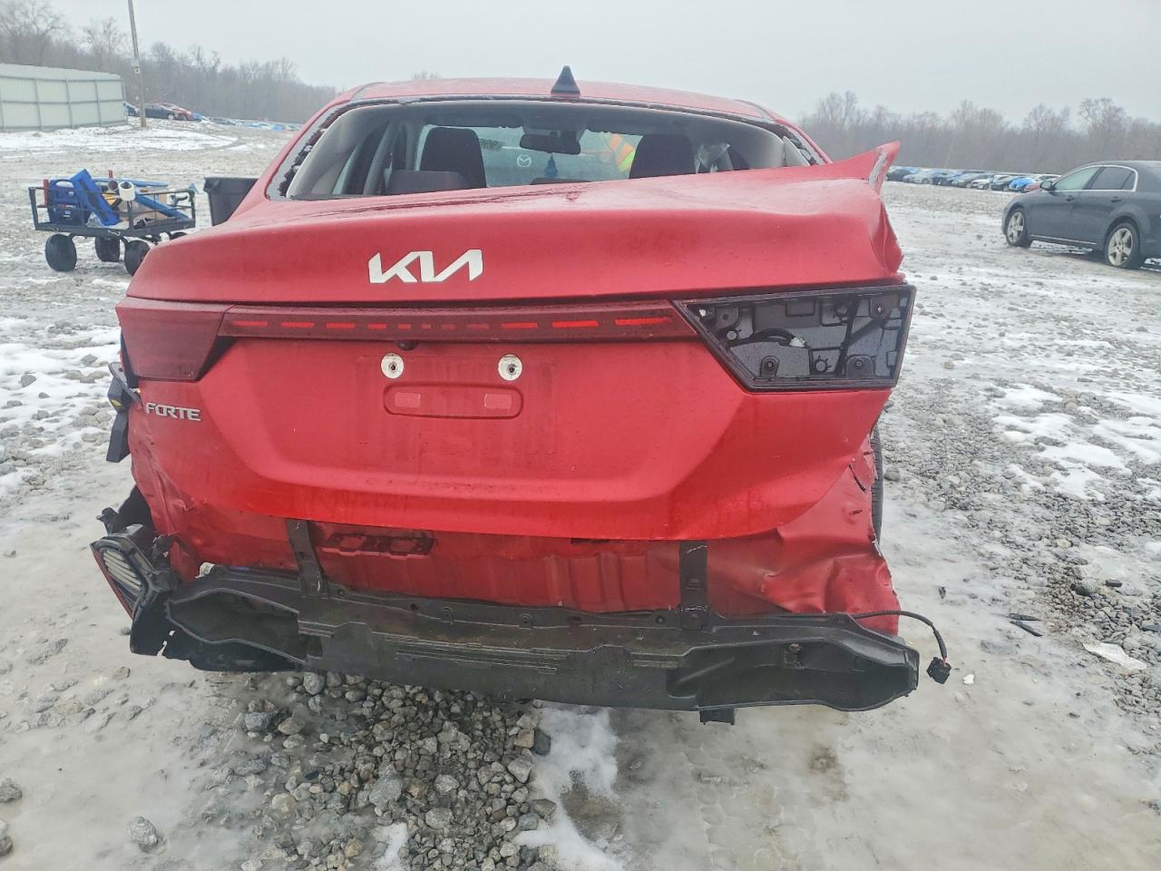 2023 KIA FORTE LX photo 3