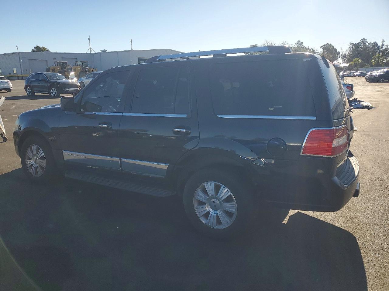 2008 LINCOLN NAVIGATOR photo 2