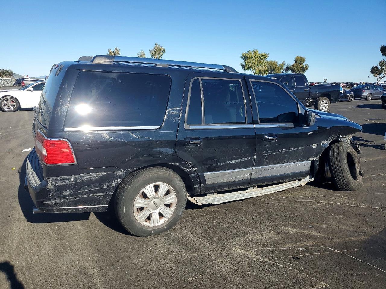 2008 LINCOLN NAVIGATOR photo 3