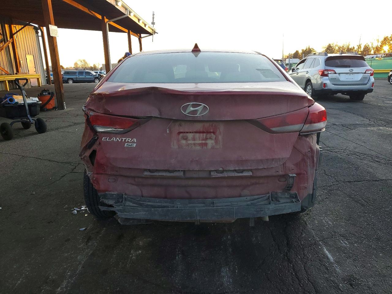 2017 HYUNDAI ELANTRA SE photo 6