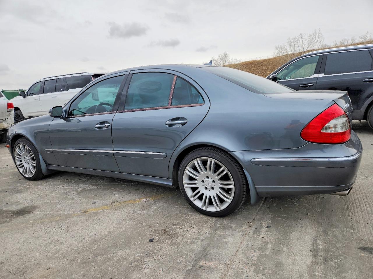 2008 MERCEDES-BENZ E 350 4MATIC photo 2