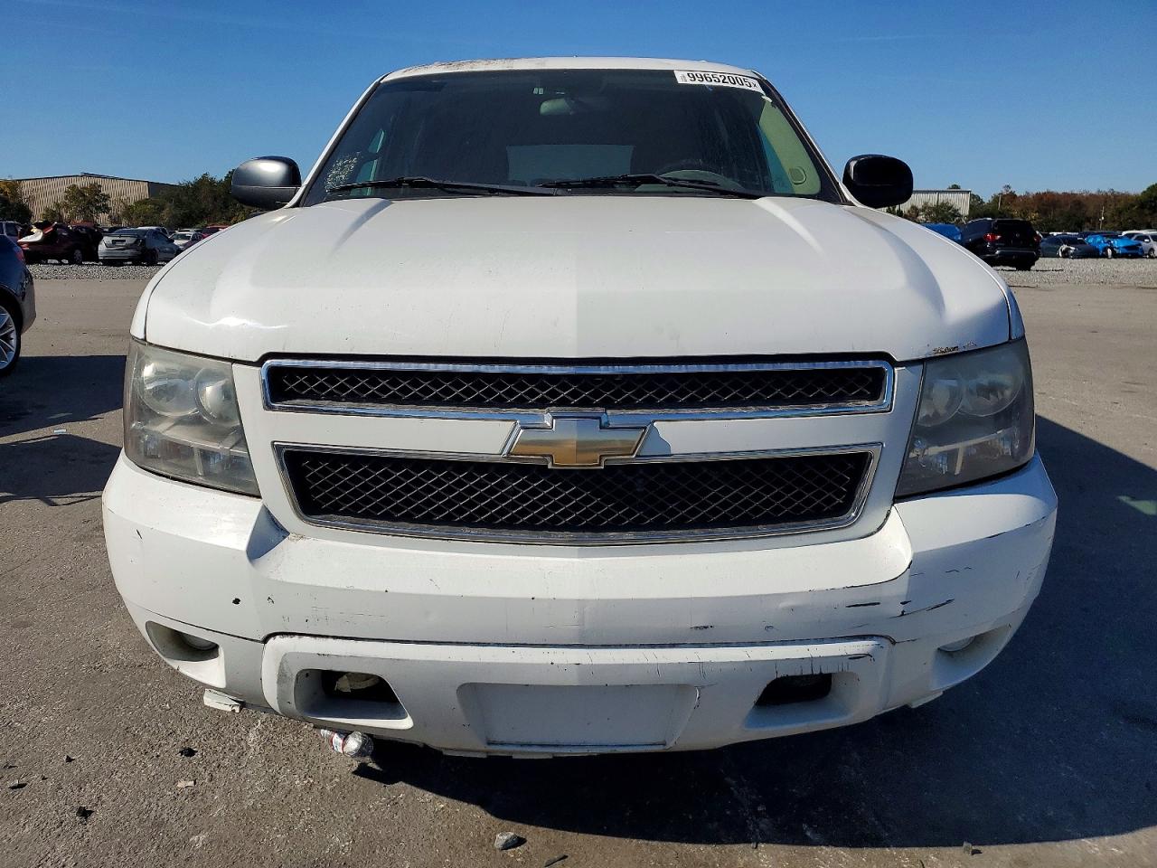 2011 CHEVROLET SUBURBAN K2500 LS photo 5