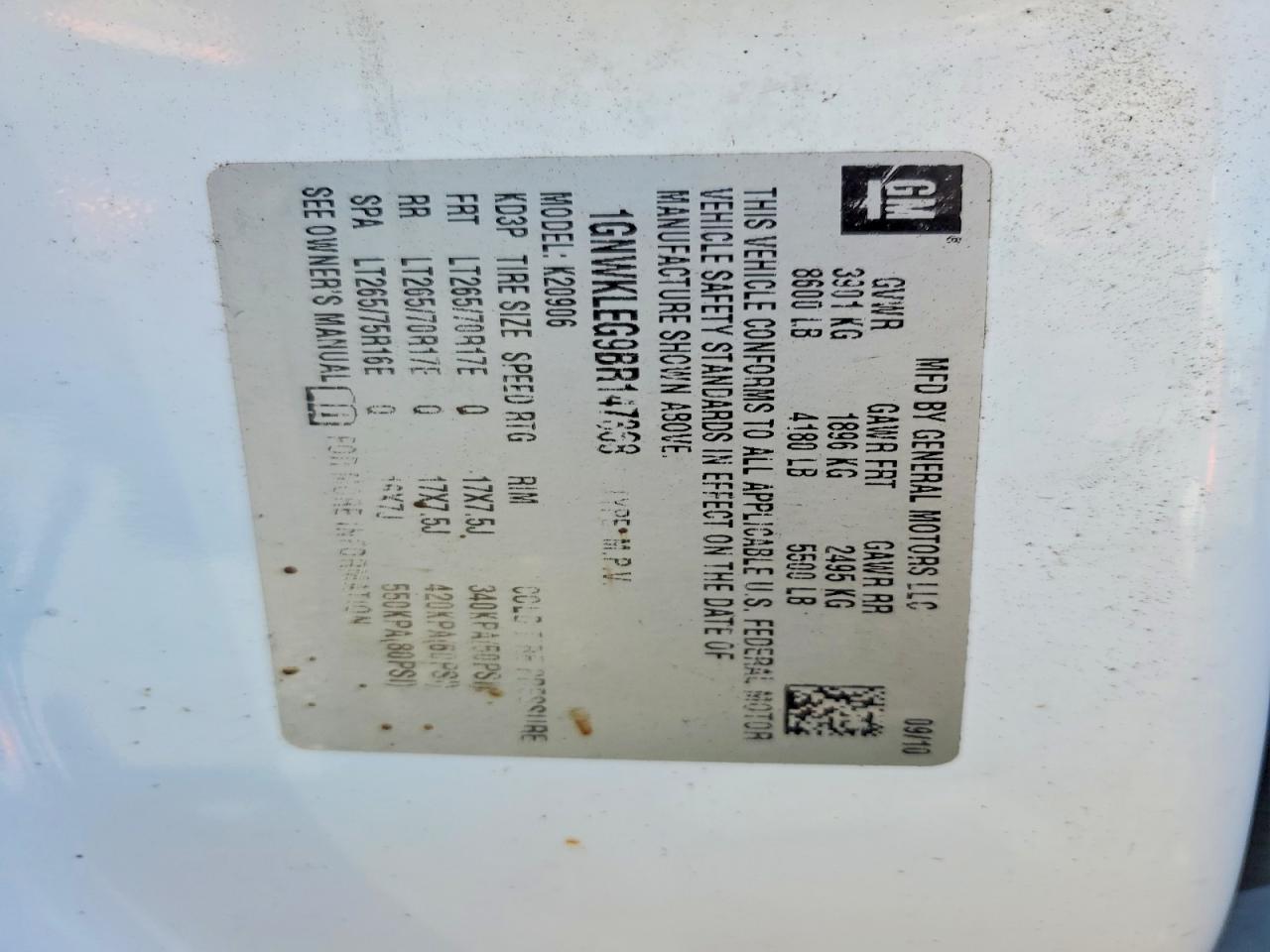 2011 CHEVROLET SUBURBAN K2500 LS photo 14