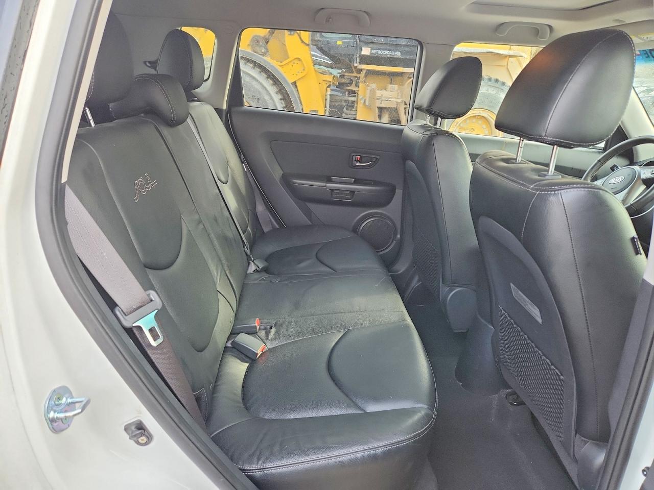 2011 KIA SOUL + photo 21